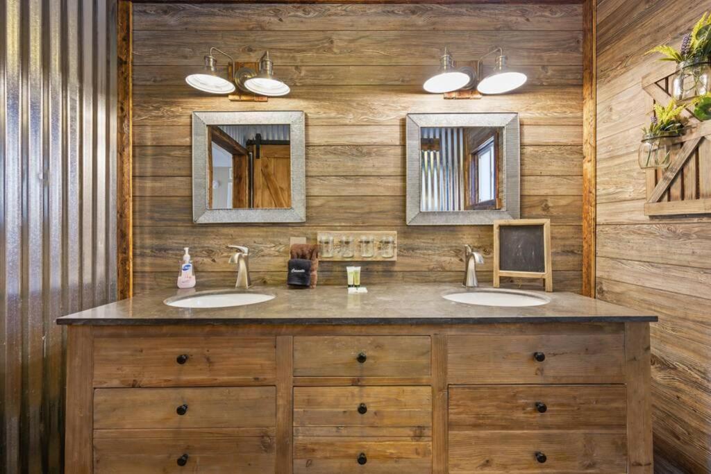 Happy Trails - Cobbly Nob Resort Home Gatlinburg Eksteriør billede
