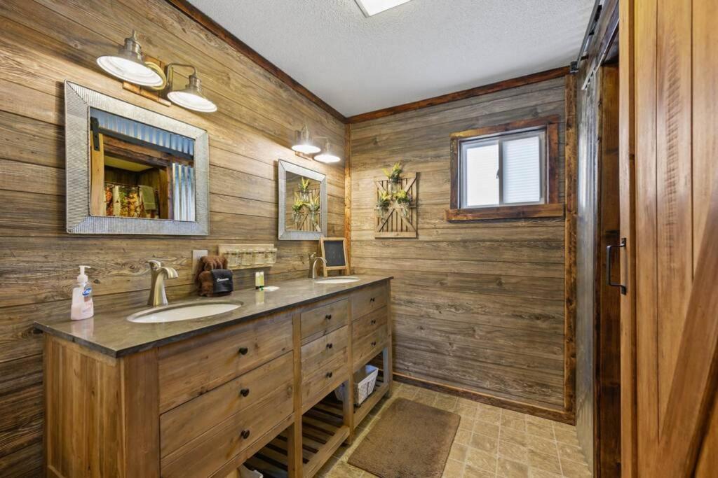 Happy Trails - Cobbly Nob Resort Home Gatlinburg Eksteriør billede