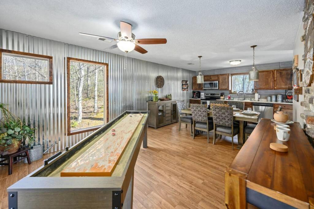 Happy Trails - Cobbly Nob Resort Home Gatlinburg Eksteriør billede