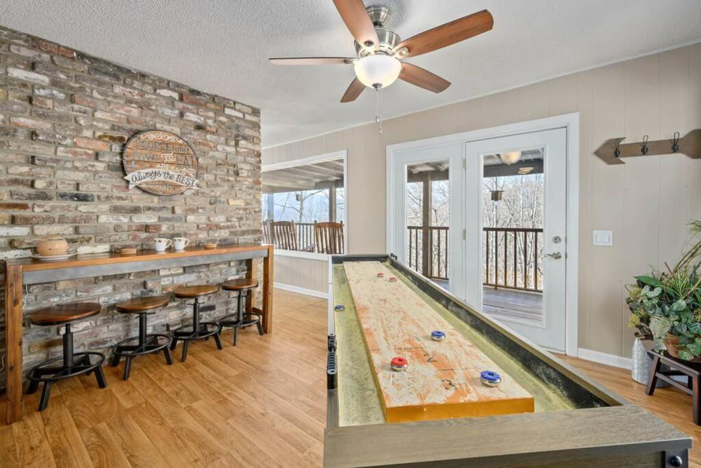 Happy Trails - Cobbly Nob Resort Home Gatlinburg Eksteriør billede