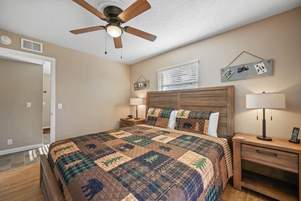 Happy Trails - Cobbly Nob Resort Home Gatlinburg Eksteriør billede