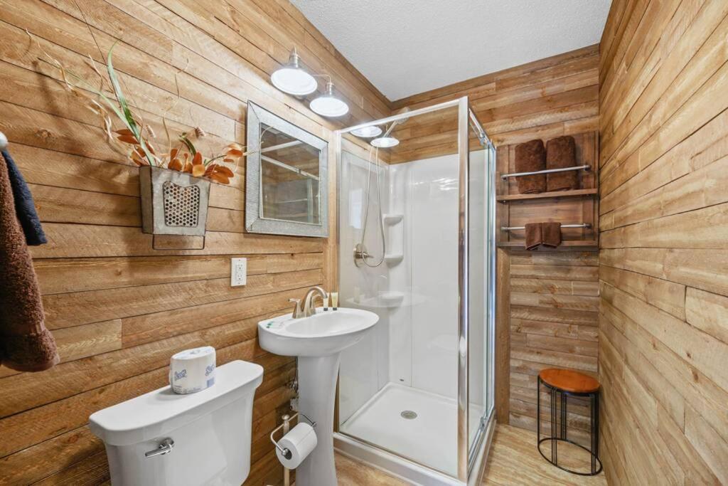 Happy Trails - Cobbly Nob Resort Home Gatlinburg Eksteriør billede