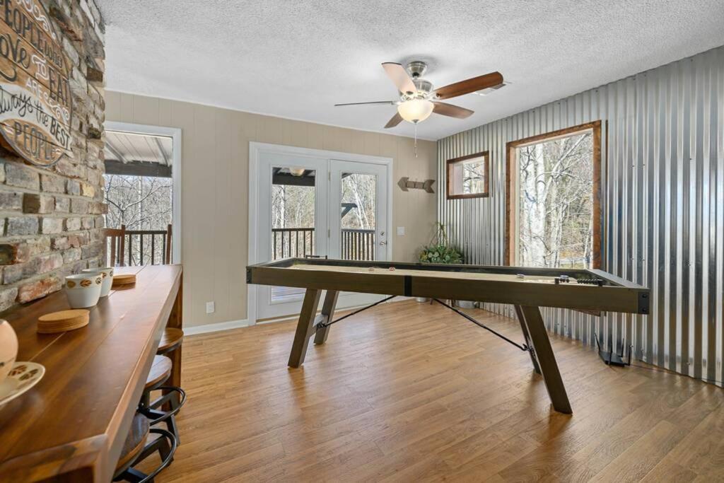 Happy Trails - Cobbly Nob Resort Home Gatlinburg Eksteriør billede