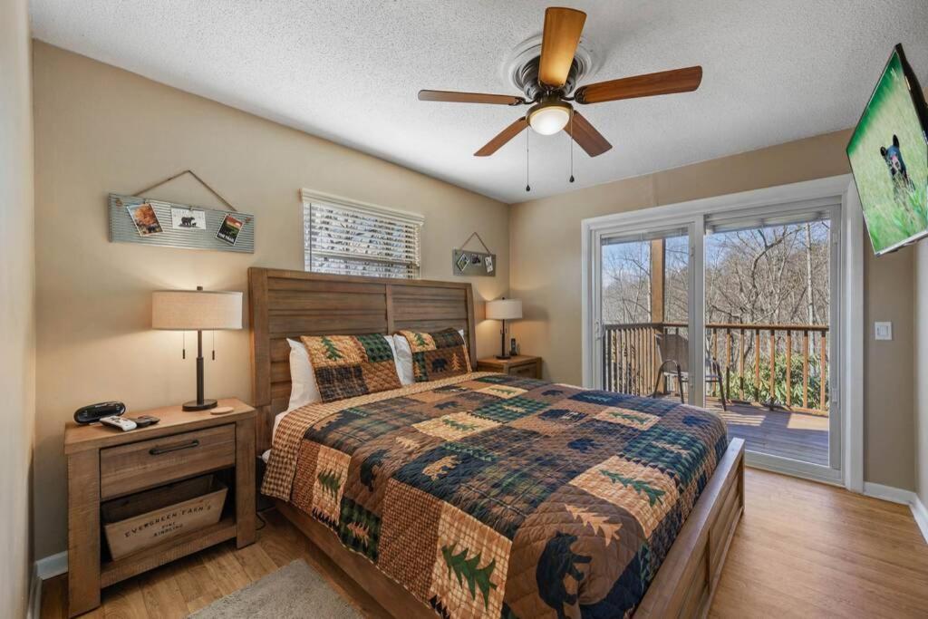 Happy Trails - Cobbly Nob Resort Home Gatlinburg Eksteriør billede