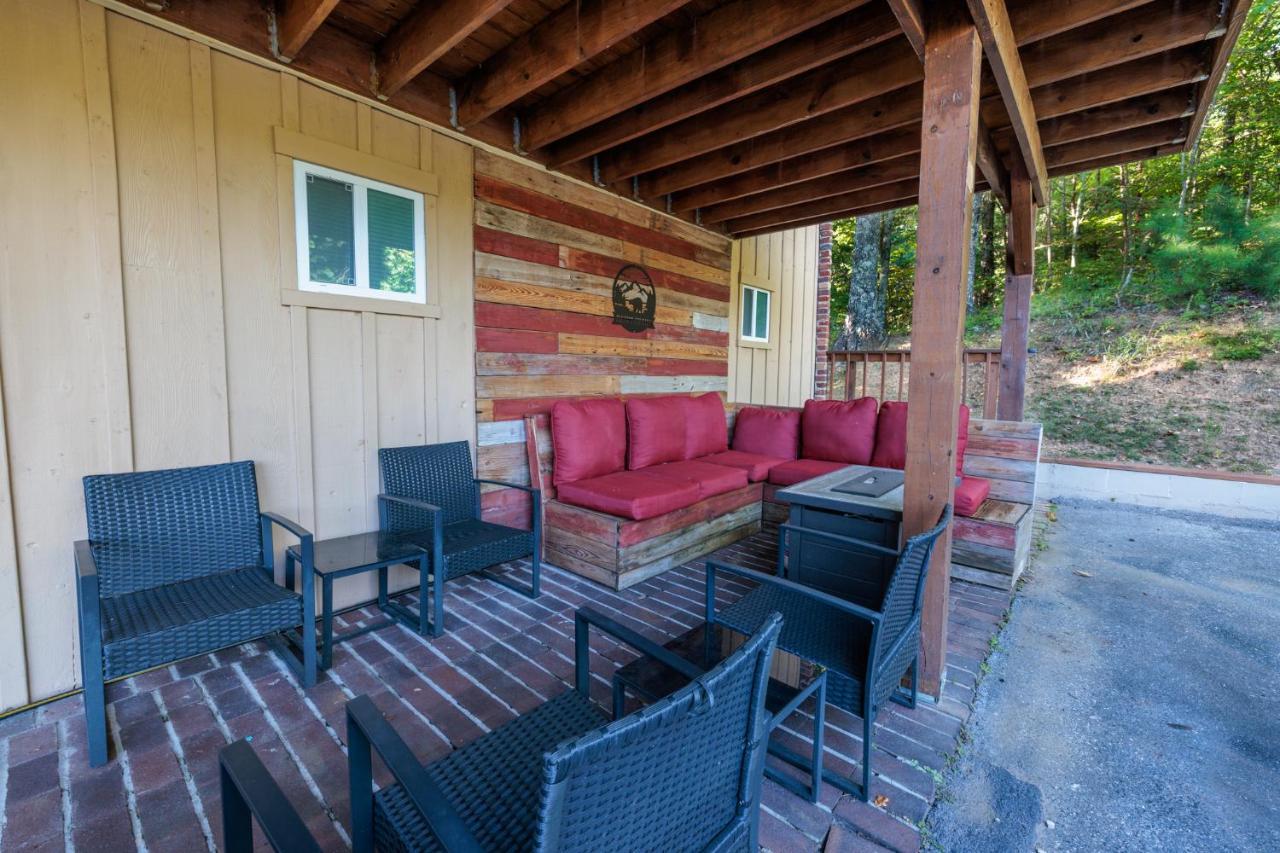Happy Trails - Cobbly Nob Resort Home Gatlinburg Eksteriør billede