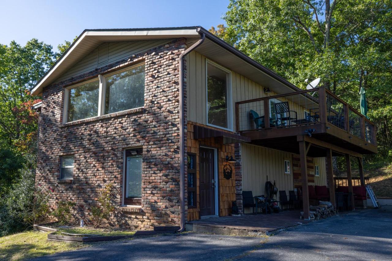 Happy Trails - Cobbly Nob Resort Home Gatlinburg Eksteriør billede
